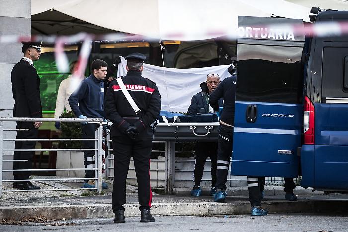 2022-12-11_111446831_1670778900497