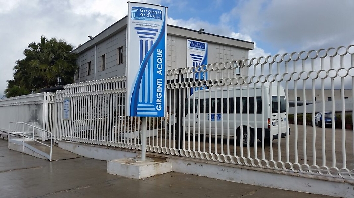 111642284-2af0899f-93f9-4558-909b-1a1d3fa914fa