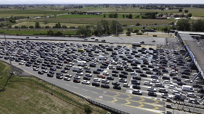 2022-12-30_130446841_1672438097879