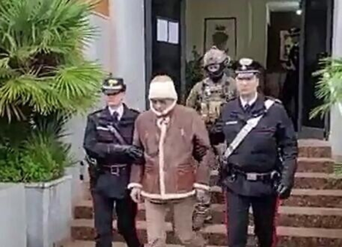 121955913-afbfb81a-8a9f-49da-a8d3-9d5f787d75e1