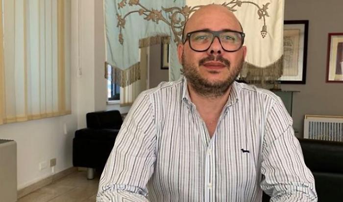 140713746-f3bc5b71-0385-4132-ad71-f35e04bfa490