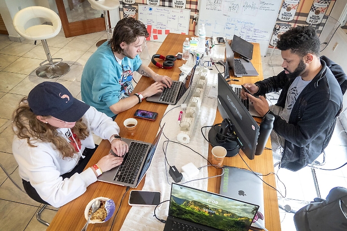 2023-02-16_116487190_1676561827658