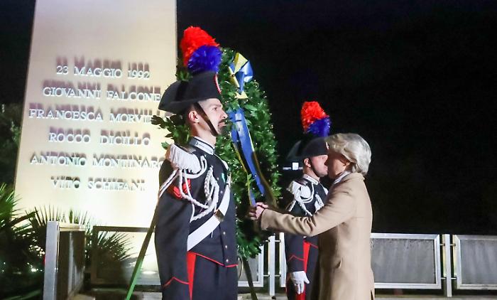 1677149416_abb01fdee0f90b04b48c