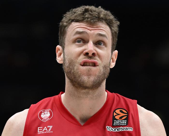 1677188402_310861d5440365f94915