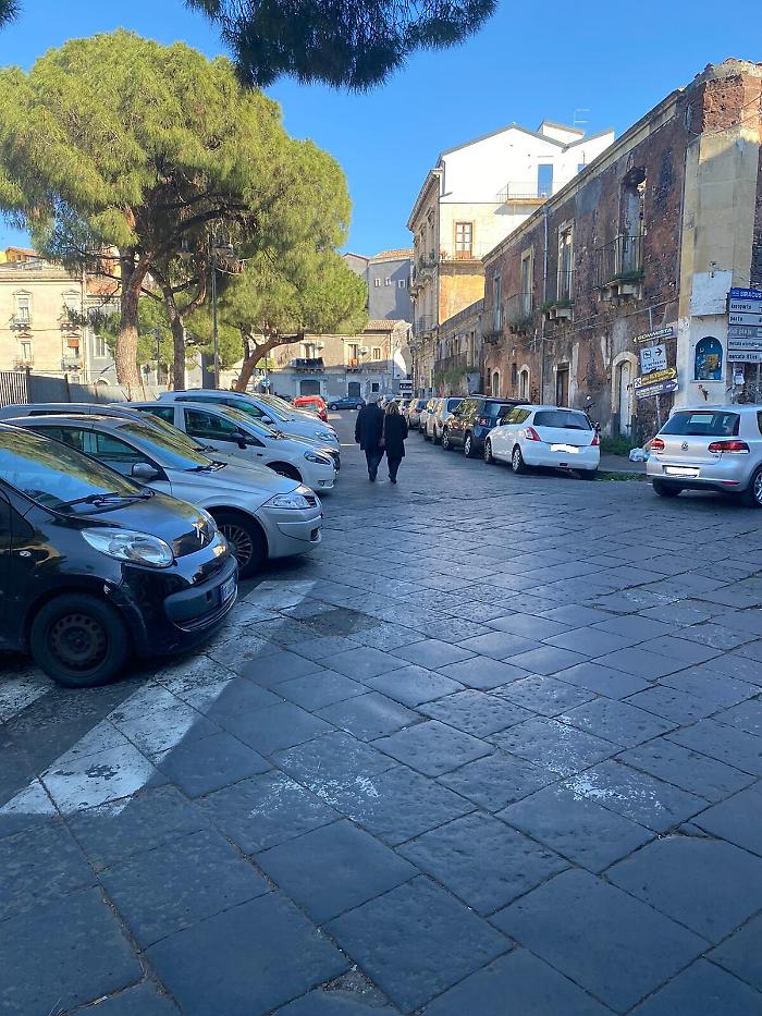 102130623-8775370b-0080-4c5b-9a5b-1c2ac1728afd