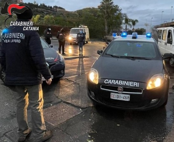 Carabinieri a Paternò