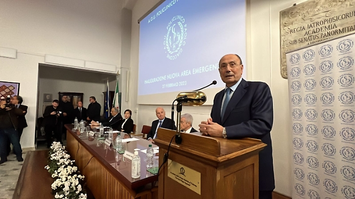 Inaugurazione-area-emergenza-Policlinico-1