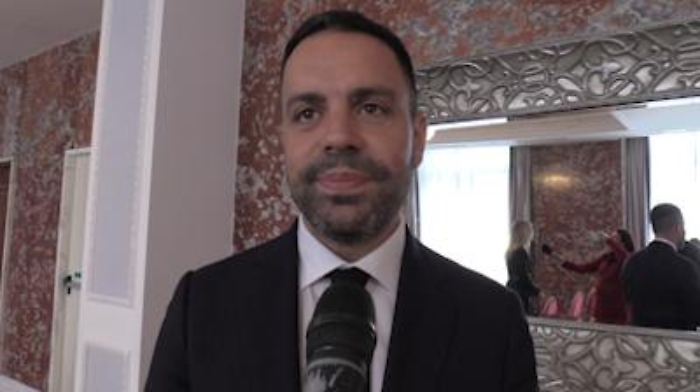 1677692102_00e07f7c62eab423859e