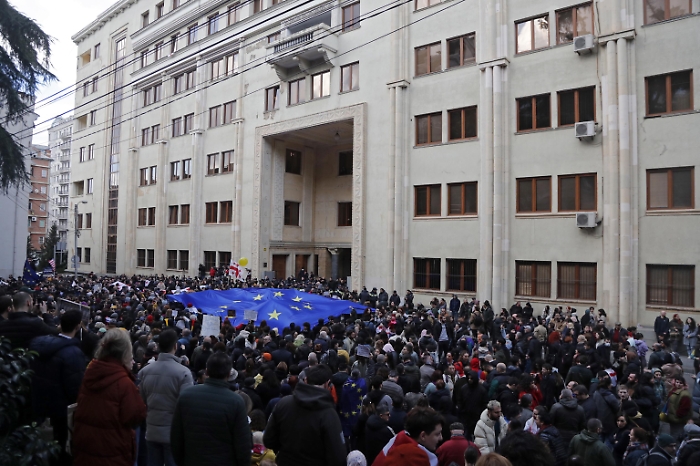 1678288202_5f5a68482d991692e00a