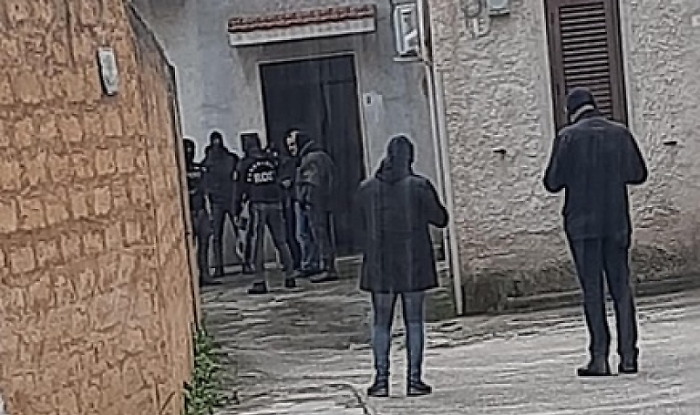 1679580302_fc7ea0bd947cd20f34f9