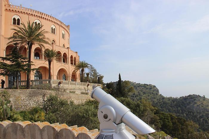 Ambiente: aperto al pubblico parco castello Utveggio