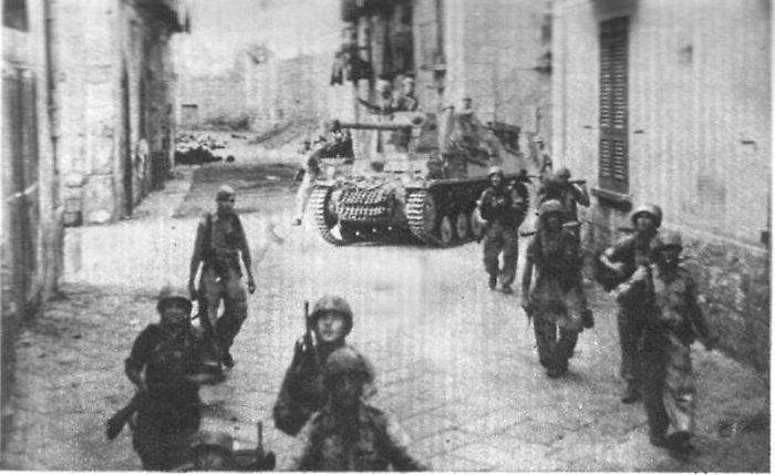 Occupazione-tedesca-in-un-paese-siciliano.-Archivio-Ezio-Costanzo