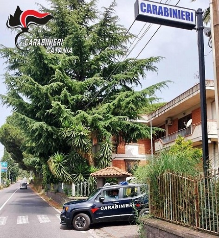 Auto carabinieri