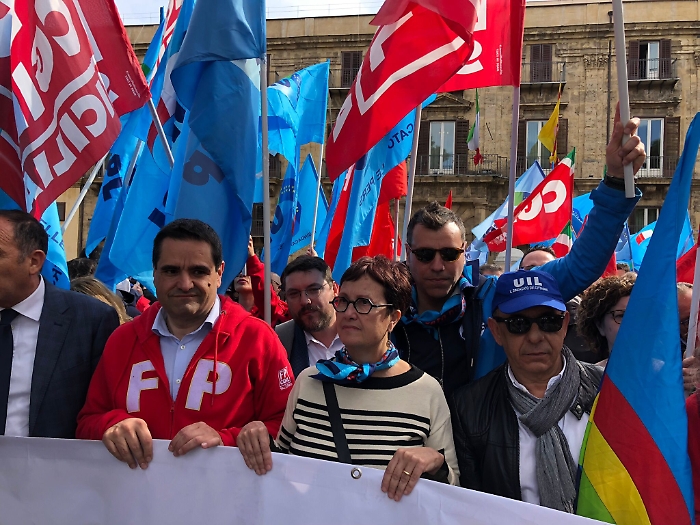 Palermo, manifestazione precari Covid