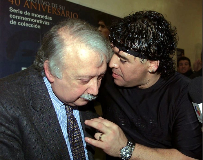 Min&agrave; con Maradona