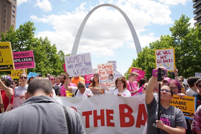 1682151602_0c10dd5fb2c42adeab19