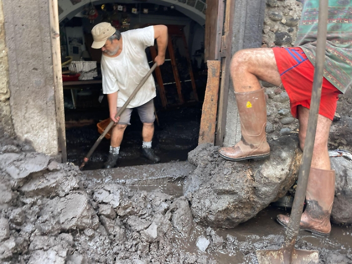 Temporali nel Messinese, Stromboli invasa dal fango