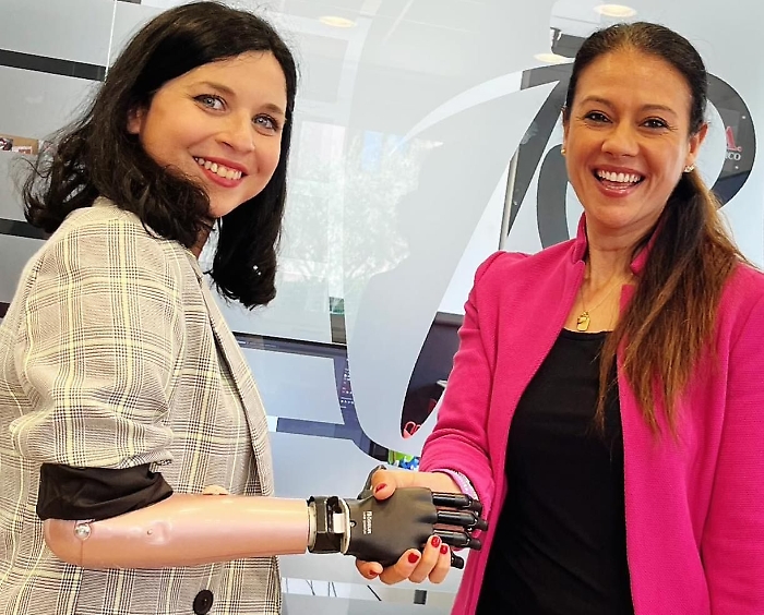 Da sinistra Federica Aiello e Giusy Versace