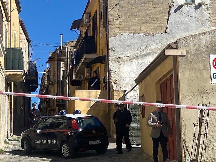 Uccide a coltellate la suocera in provincia di Enna