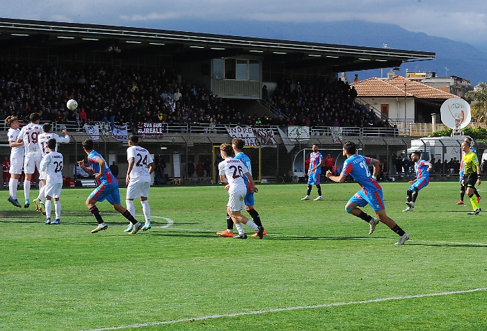 Catania-Acireale ad Aci Sant'Antonio