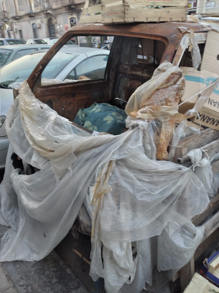 Catania angolo via Regina Bianca via principe nicola