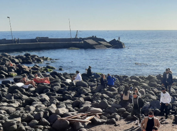 A Catania anticipo d'estate: domenica tra mare, gite e seggi elettorali