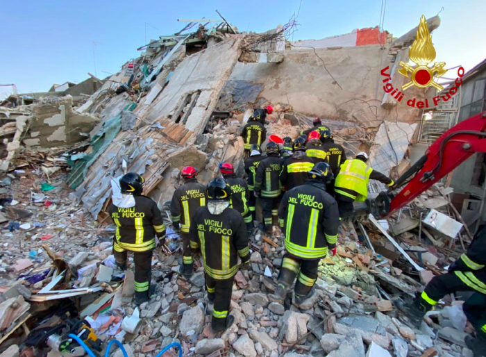 Crollo case Ravanusa dopo scoppio gas