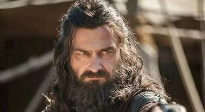 ray-stevenson-morto-a-59-anni-l-attore-colto-da-ma-ray-stevenson-morto-a-59-anni-l-attore-colto-da-ma-1660658583426441219