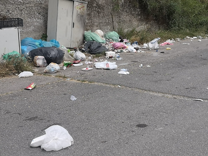 degrado parco fluviale dell'alcantara