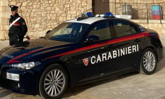 Auto carabinieri