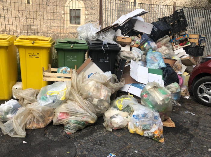 Rifiuti a Catania