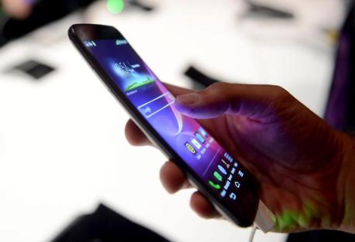 Salvi grazie agli smartphone: gli alert Android hanno evitato una strage peggiore