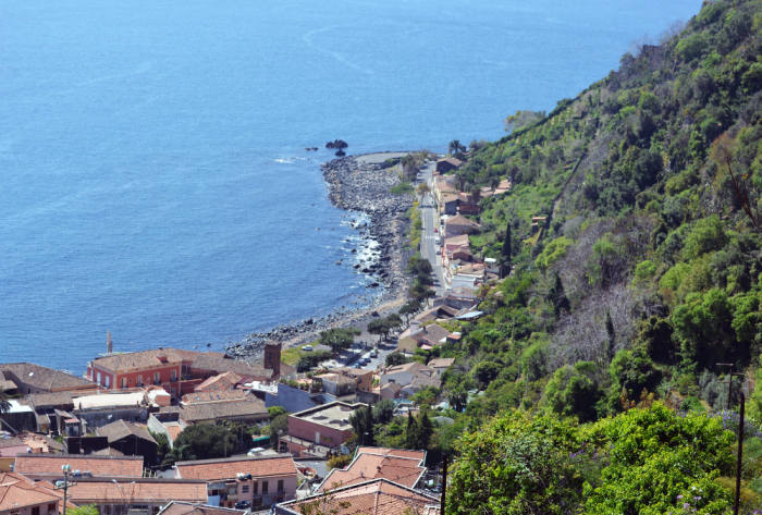 Fondi della Regione per la Timpa di Acireale
