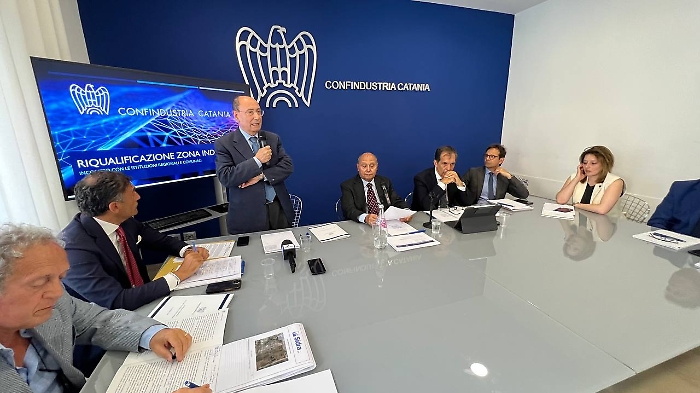 Confindustria-Catania02-intervento-presidente-Schifani