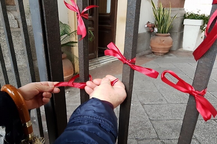 43f28b3d0dfbaaddbcd627d4469ab1ba