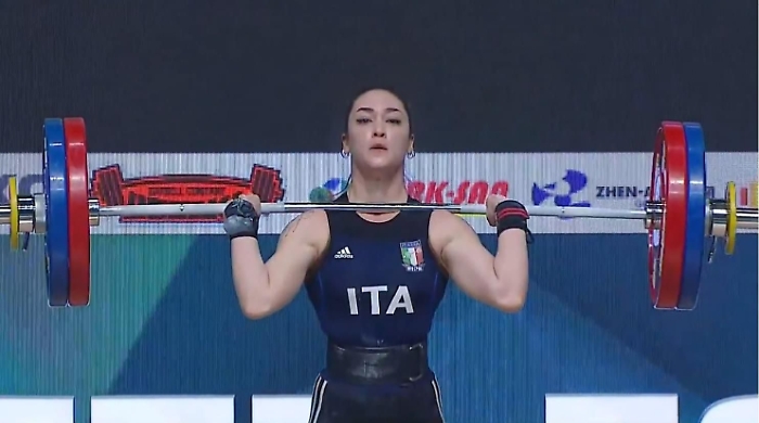 giulia misrendino in azione bilanciere