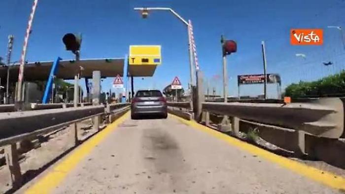 idotm_la_vita_e_un_viaggio_affrontala_in_sicurezza_lo_spot_della_polizia_con_maria_grazia_cucinotta_640_ori_crop_master__0x0_640x360