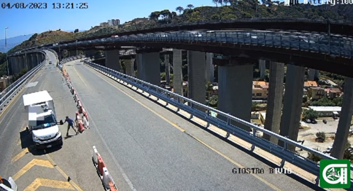 Infrazione su autostrada Messina ripresa dal Cas