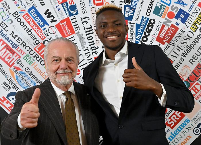 ++ De Laurentiis, 'Osimhen giocher&agrave; con nostra nuova maglia' ++