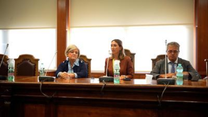 1693640101_1f20e7ee69fcbb88ffa3