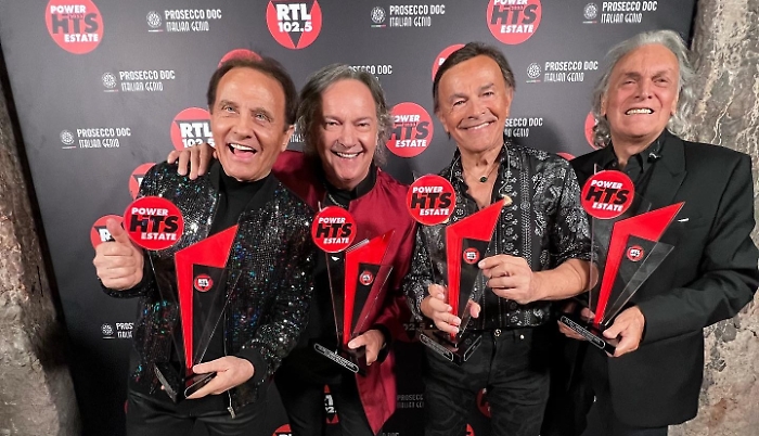 370245114_874978997328684_1537928184907914086_n