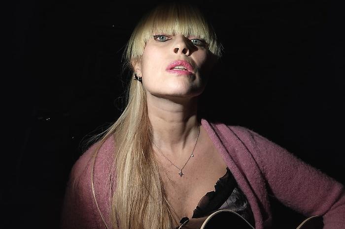 875B8F80-B2E9-459A-ACA8-D5C8E064588F