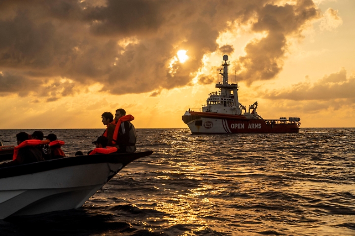 1696746002_98e31487f73d6241746a