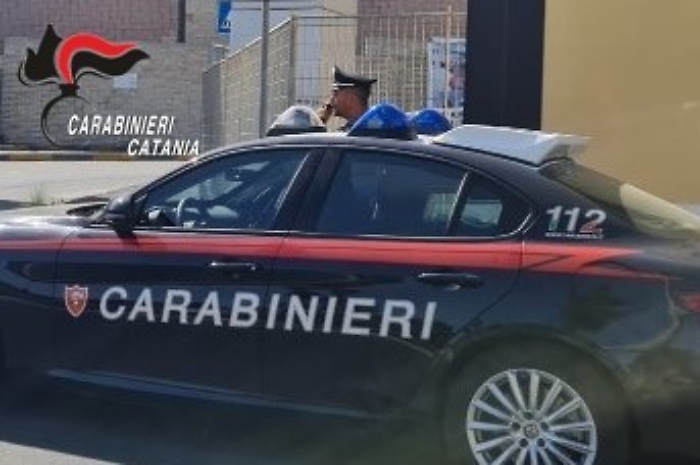 Auto carabinieri