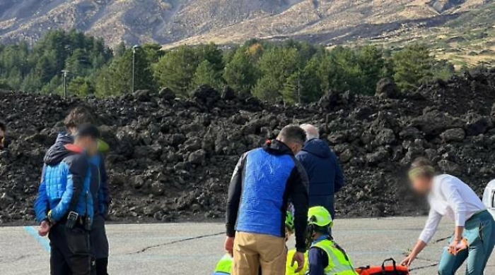 soccorso-alpino-siciliano-turista-massese-morto-sull-etna-410357.660x368