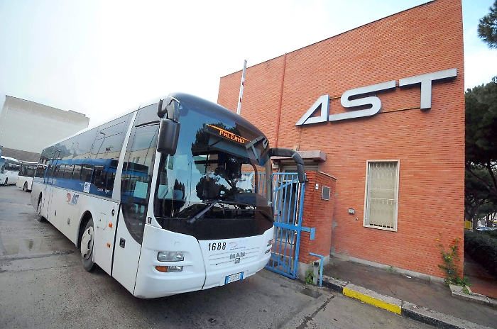 Ast autobus