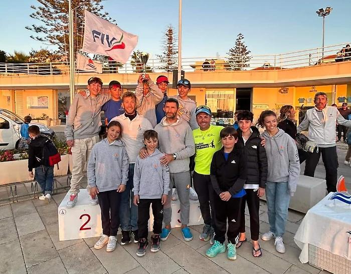 La premiazione al porto turistico