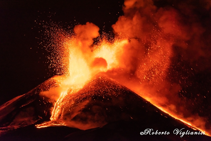 407395038_903228537829908_3848968303043377761_n