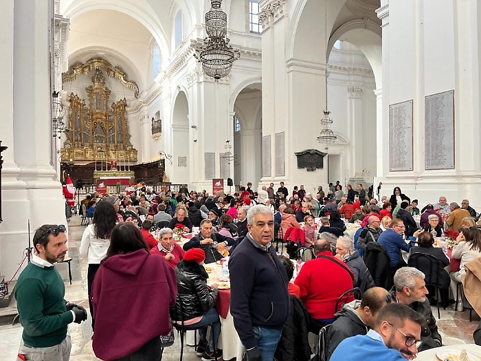 414182507_860440796088007_6922952129470357186_n