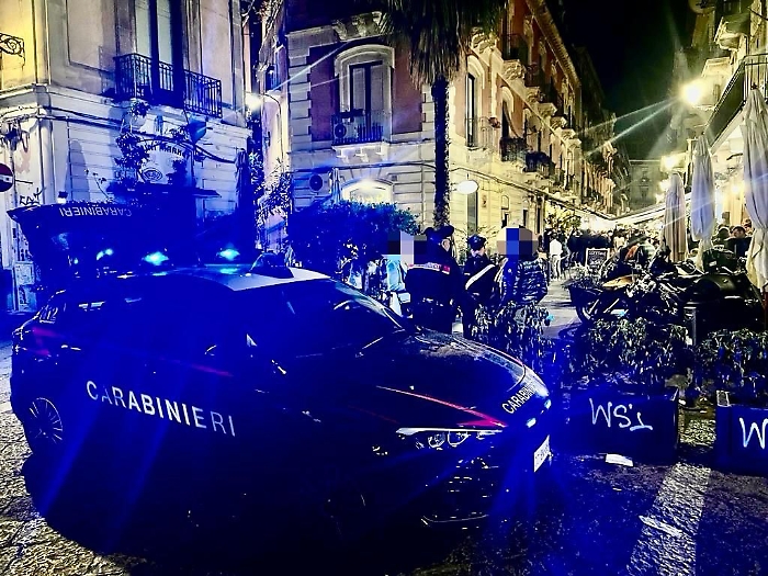 Controlli delle Forze dell'Ordine per la Movida a Catania